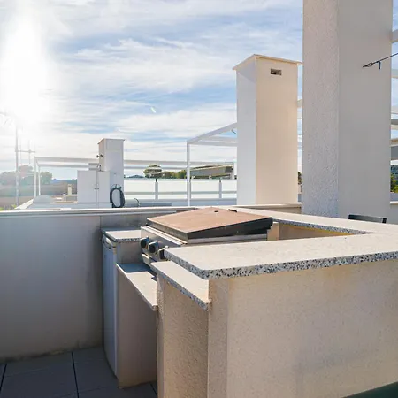 El Cedro Apartment