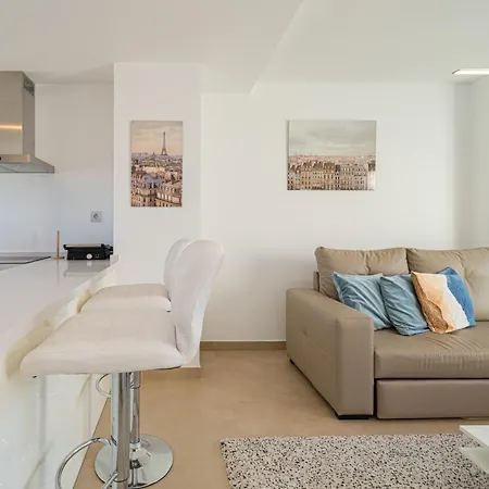 El Cedro Apartment